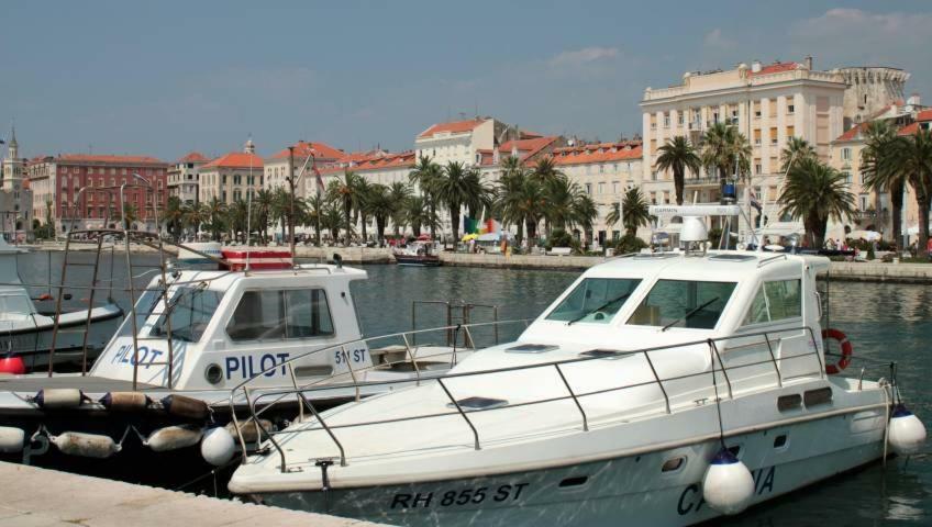 Guesthouse Maestral Split Extérieur photo